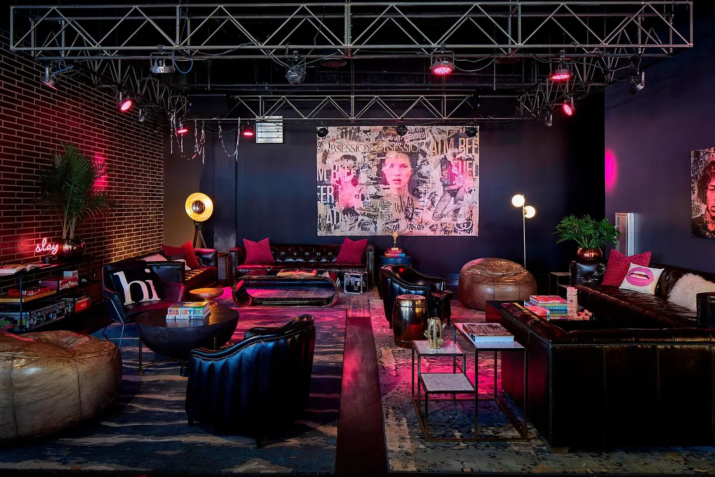 Moxy Minneapolis Uptown Bar