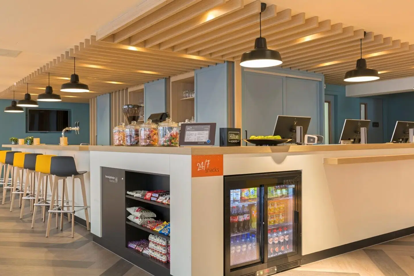 Hampton by Hilton Antwerp Central Station Bar
