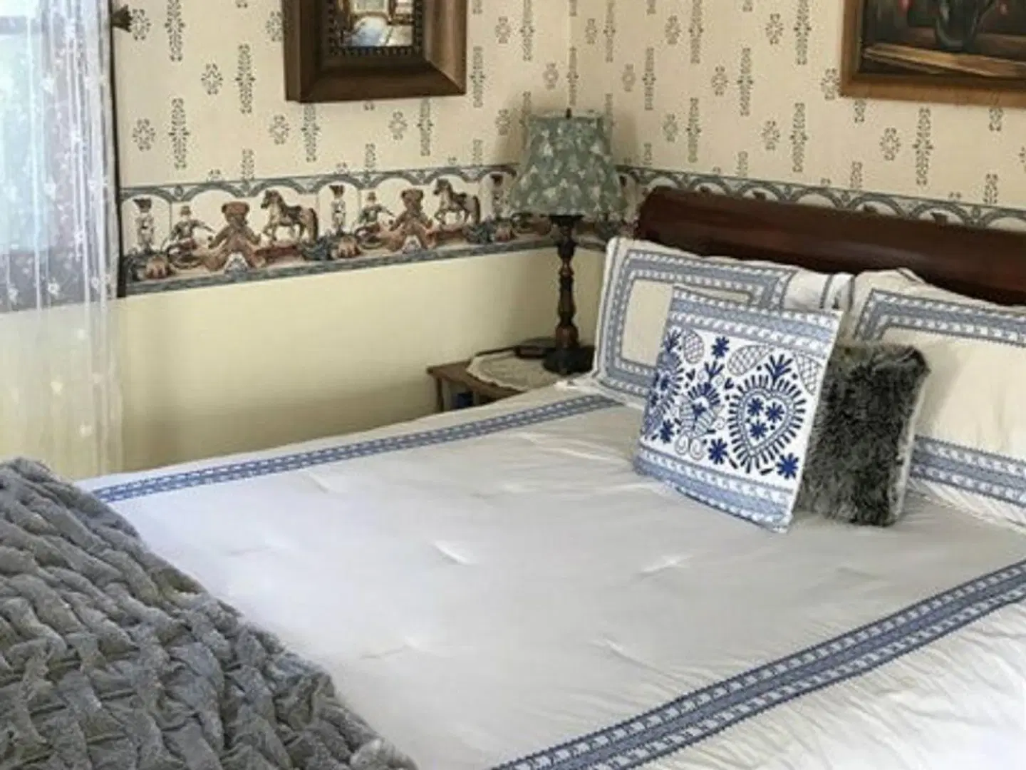 Gardenview Bed and Breakfast ROOM_EXAMPLE