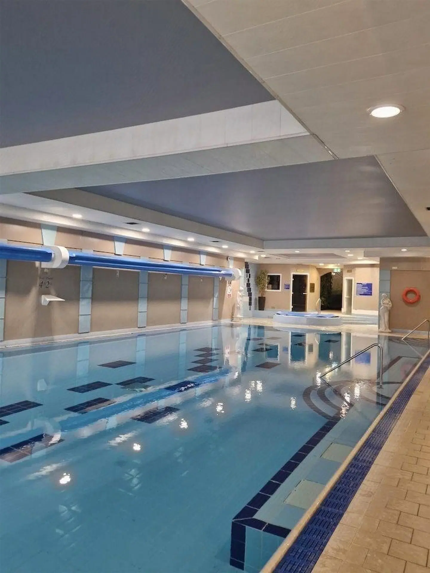 Anner Hotel Hallenbad