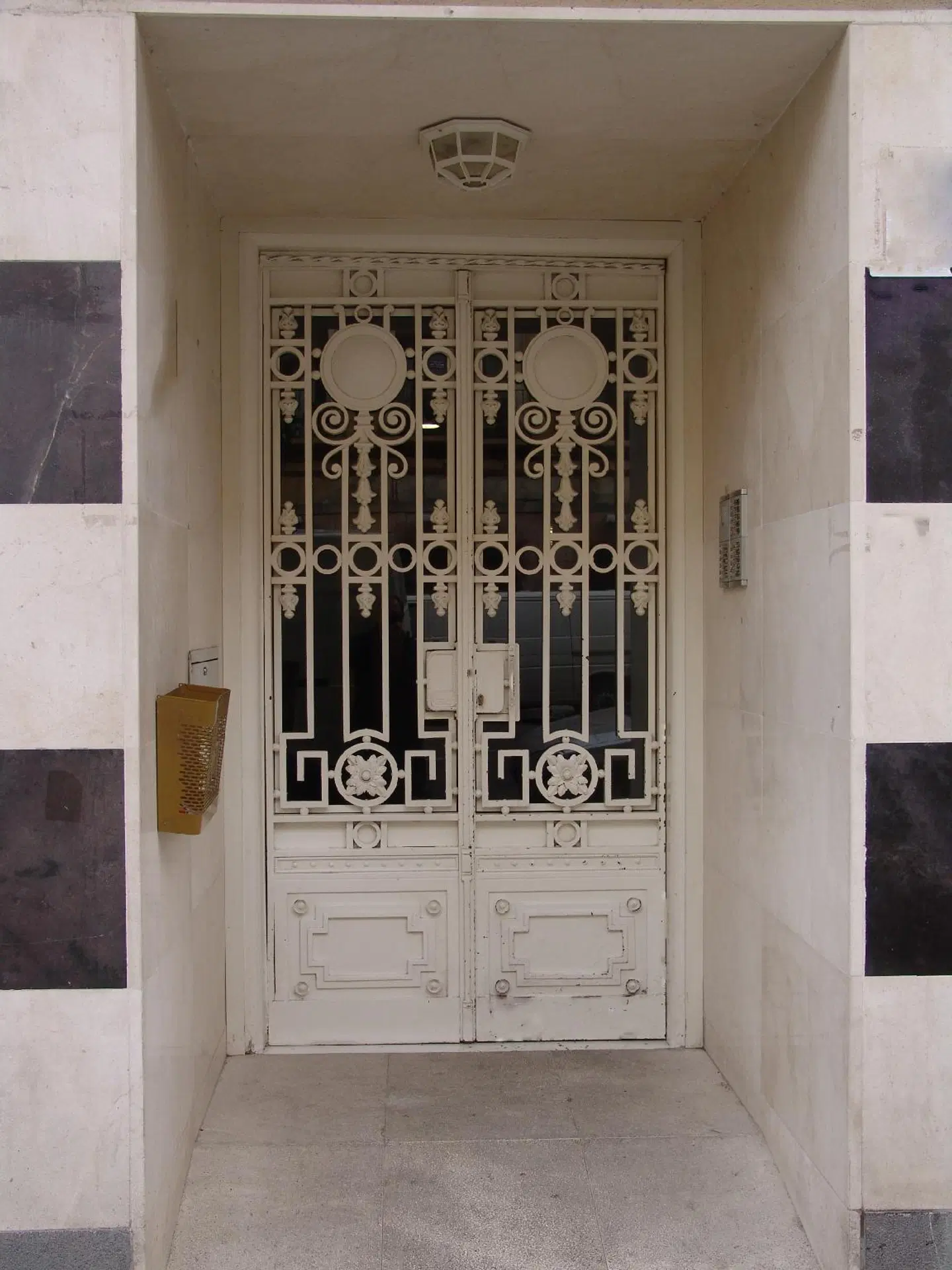 Apartamentos Zaragoza Coso Badezimmer