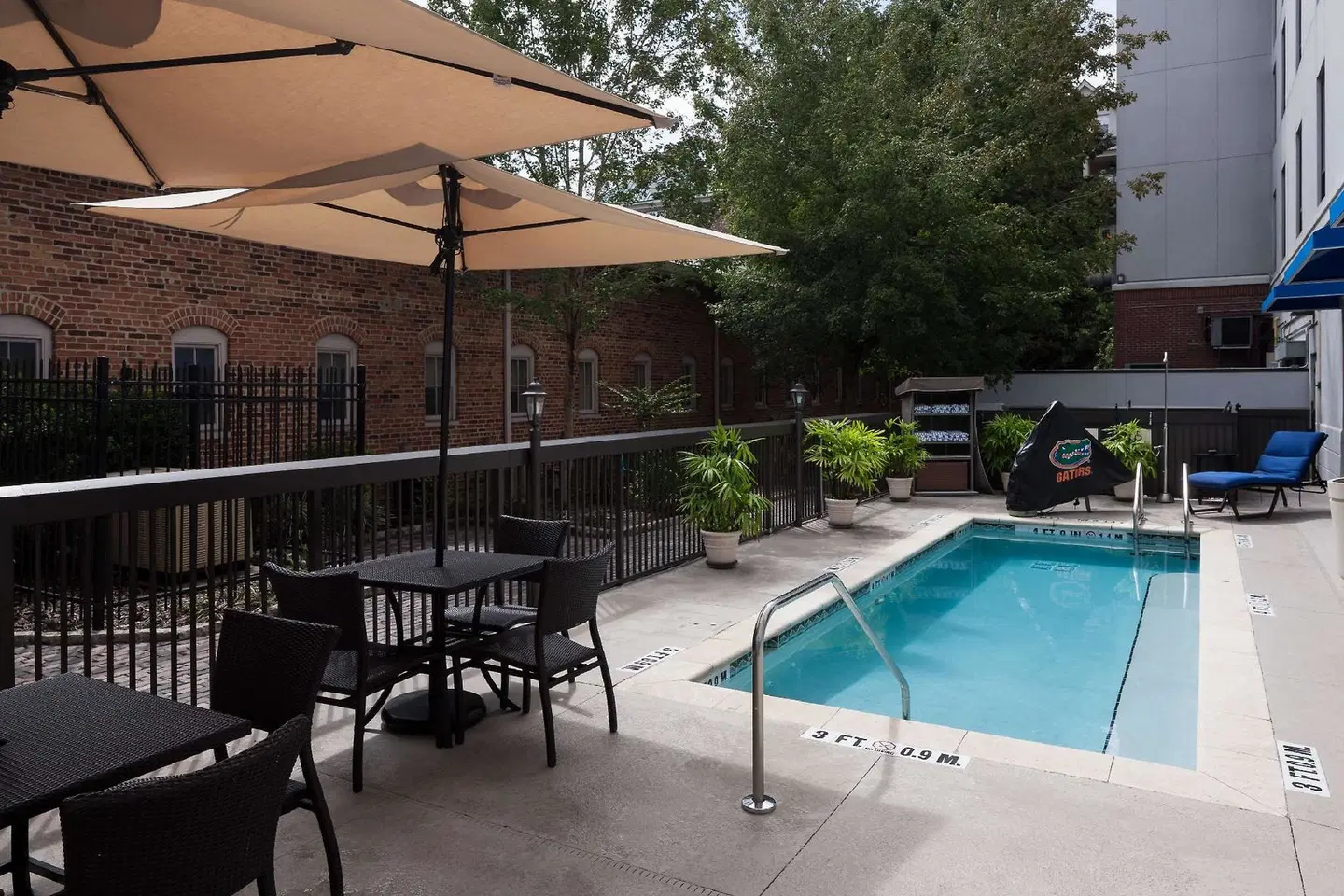 Hampton Inn Suites - Gainesville Downtown Terrasse