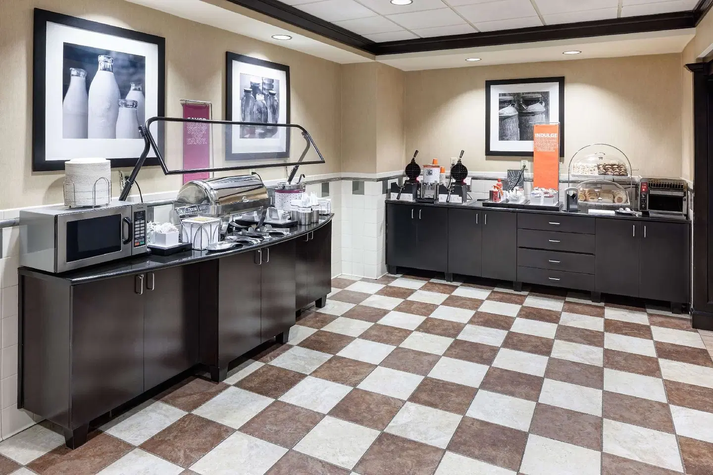 Hampton Inn Suites - Gainesville Downtown Restaurant