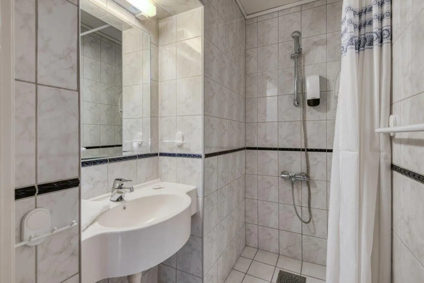Trondheim Leilighetshotel Badezimmer