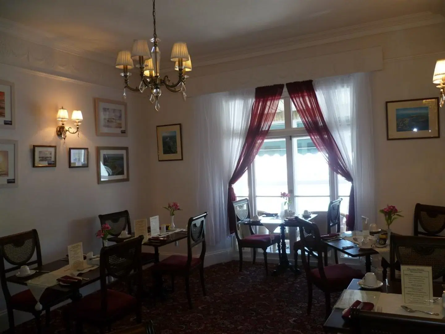 Dolphin Guest House Restaurant