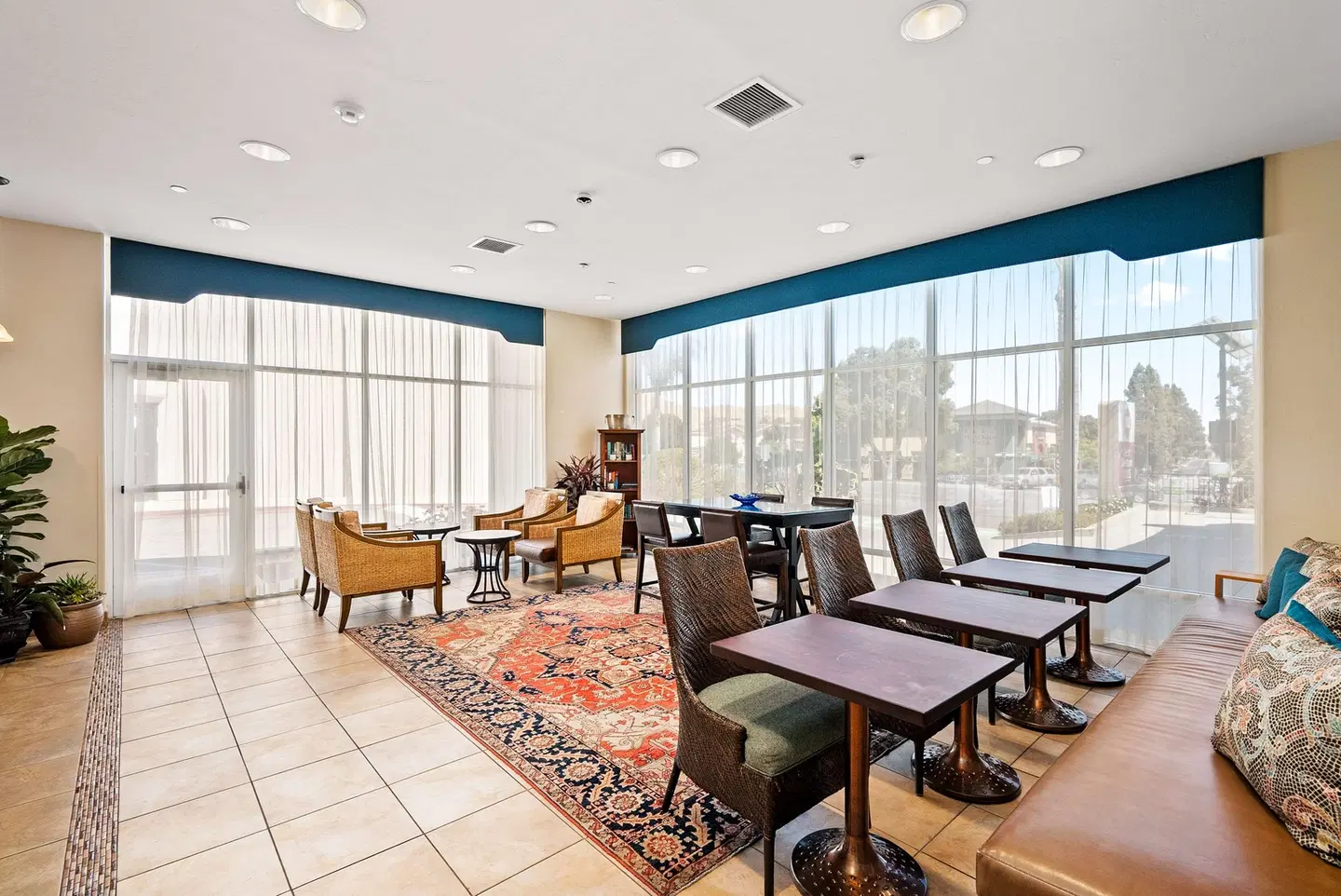 Best Western Plus Royal Oak LOUNGE_LOBBY