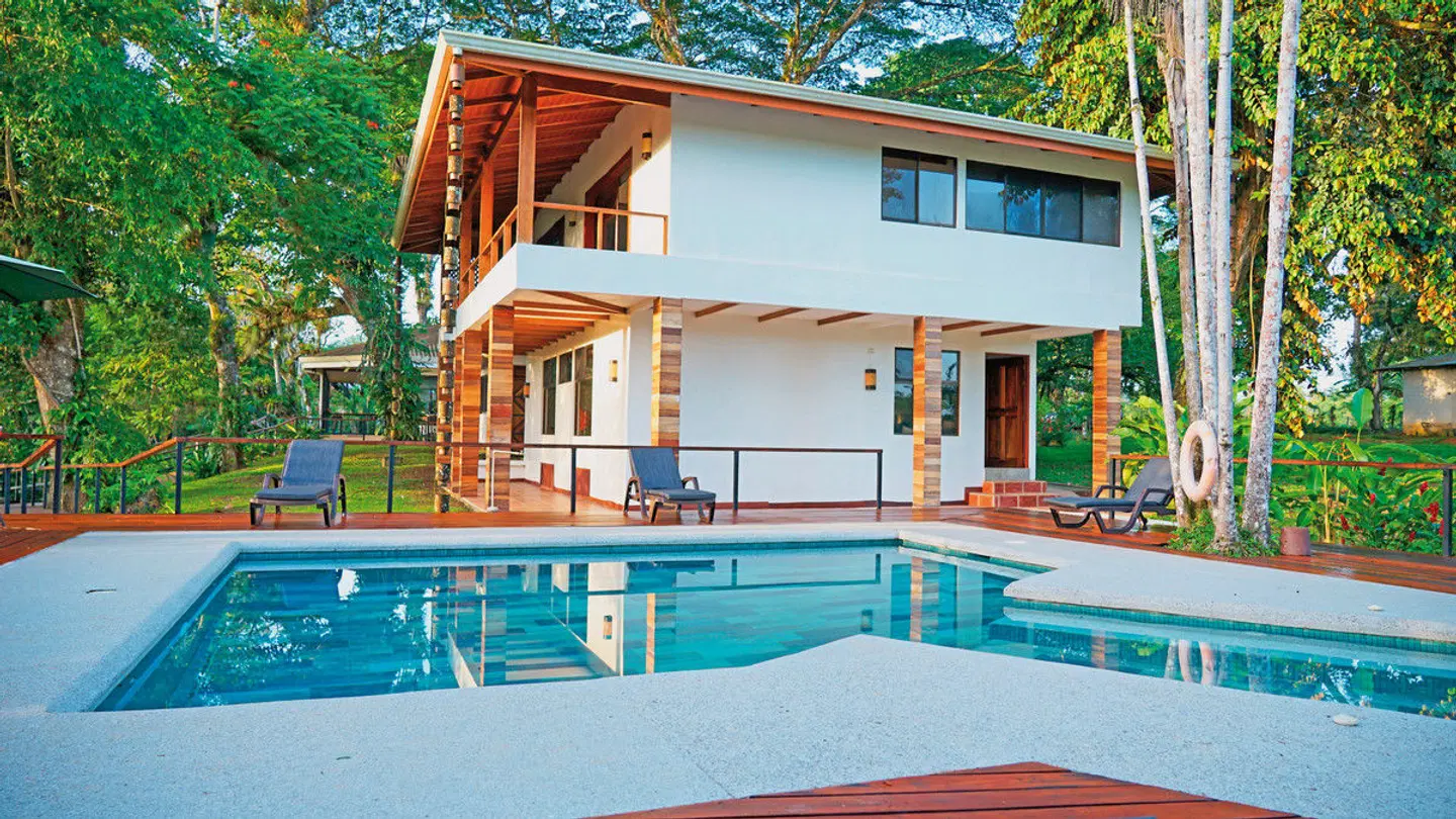Hacienda Caño Negro OUTDOOR_POOL