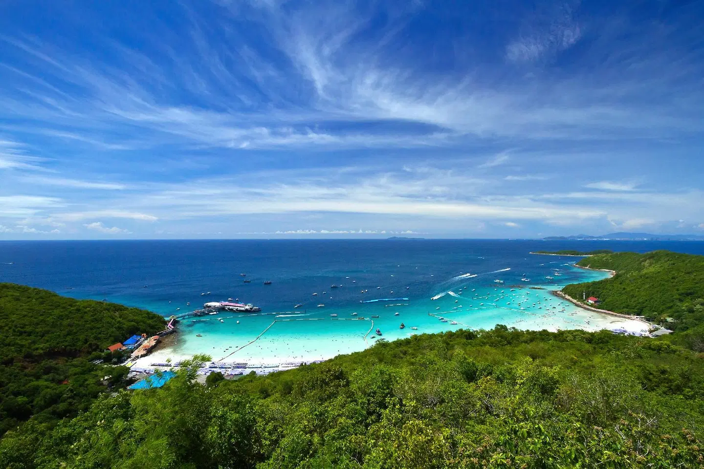Koh Larn Villa Resort OUTDOOR_POOL