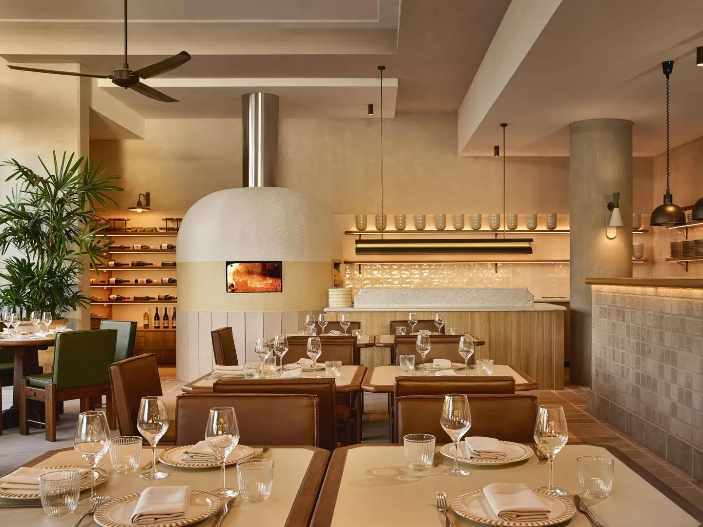 Mondrian Gold Coast Restaurant