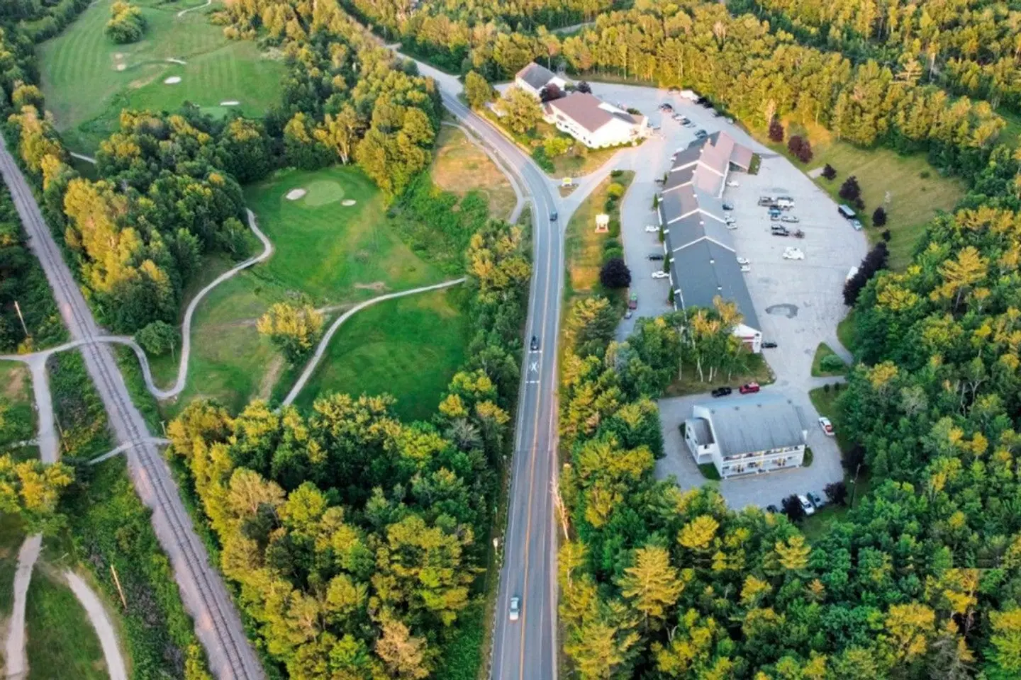 Town and Country Inn & Resort LANDSCAPE