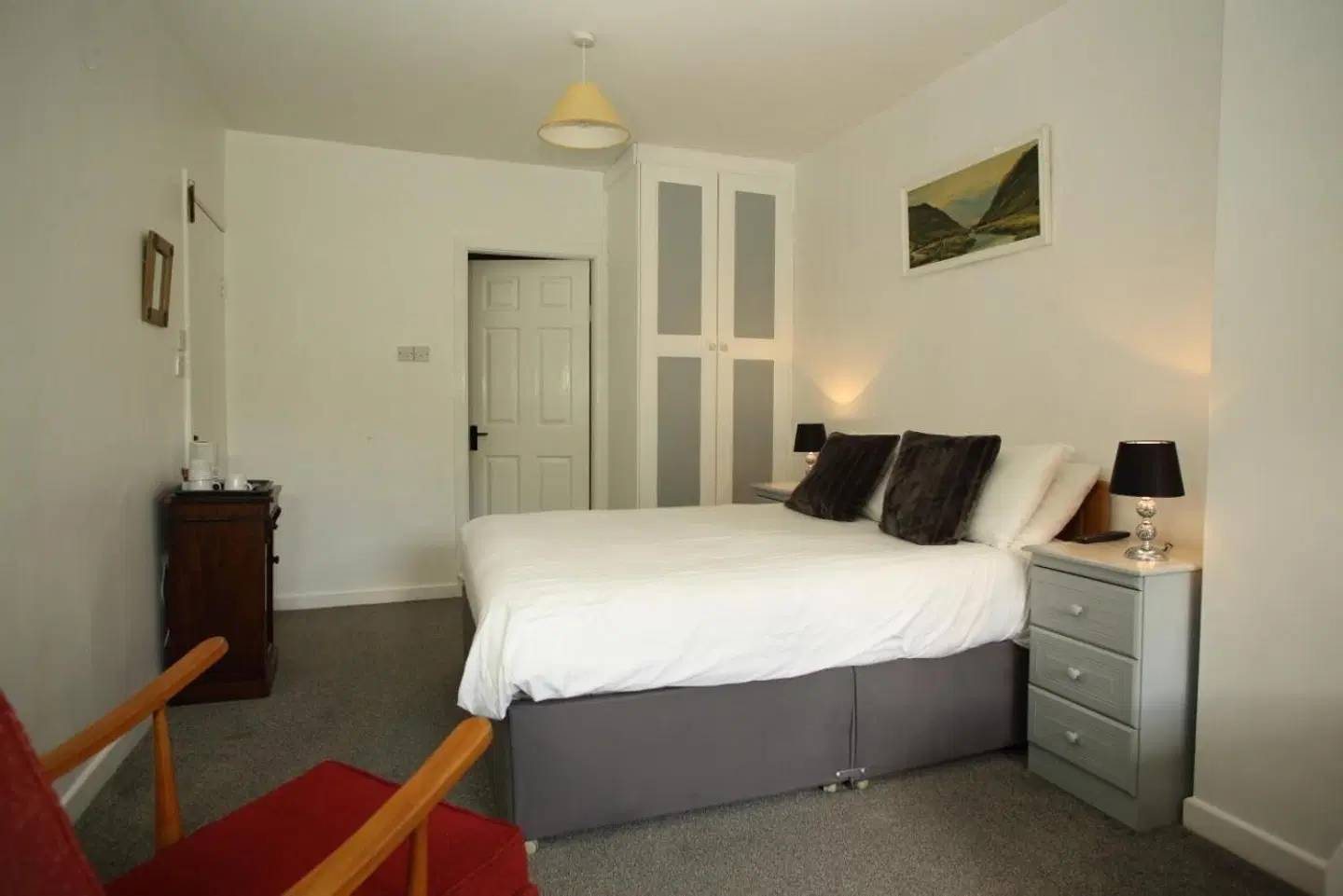 Riverfield Farmhouse ROOM_EXAMPLE