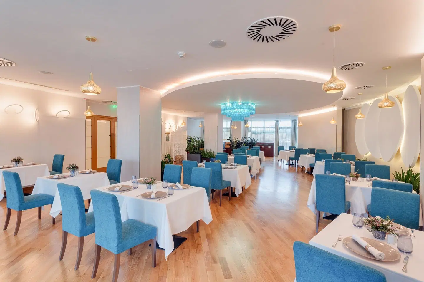 DoubleTree by Hilton Hotel Cluj - City Plaza Restaurant