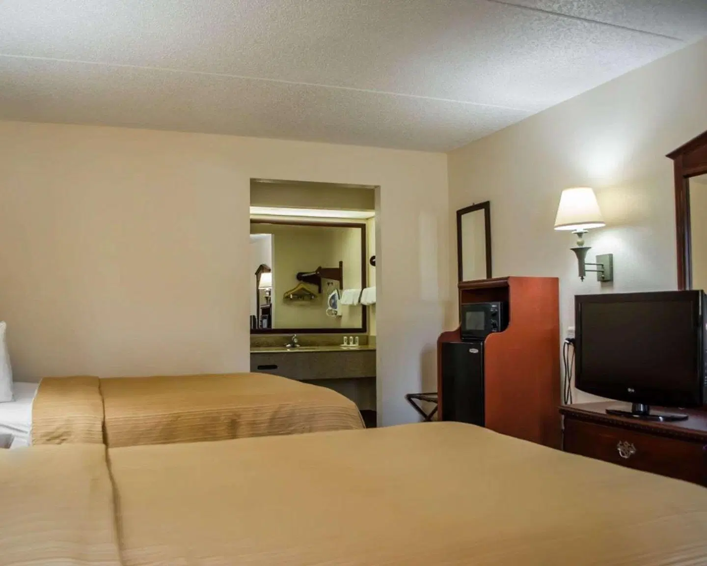 Quality Inn Crystal River ROOM_EXAMPLE