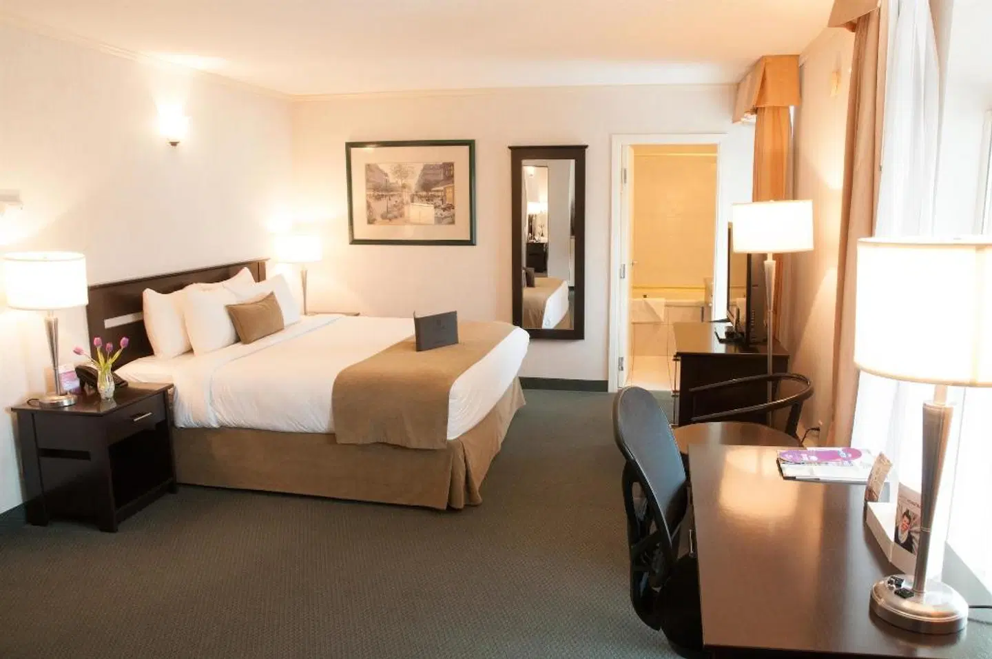 Coast High Country Inn ROOM_EXAMPLE