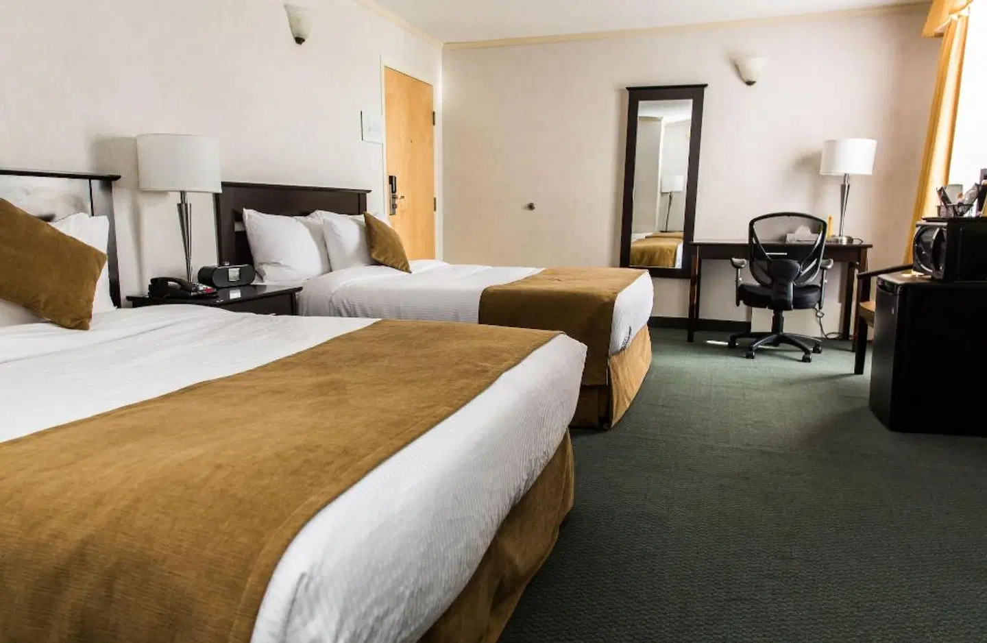 Coast High Country Inn ROOM_EXAMPLE