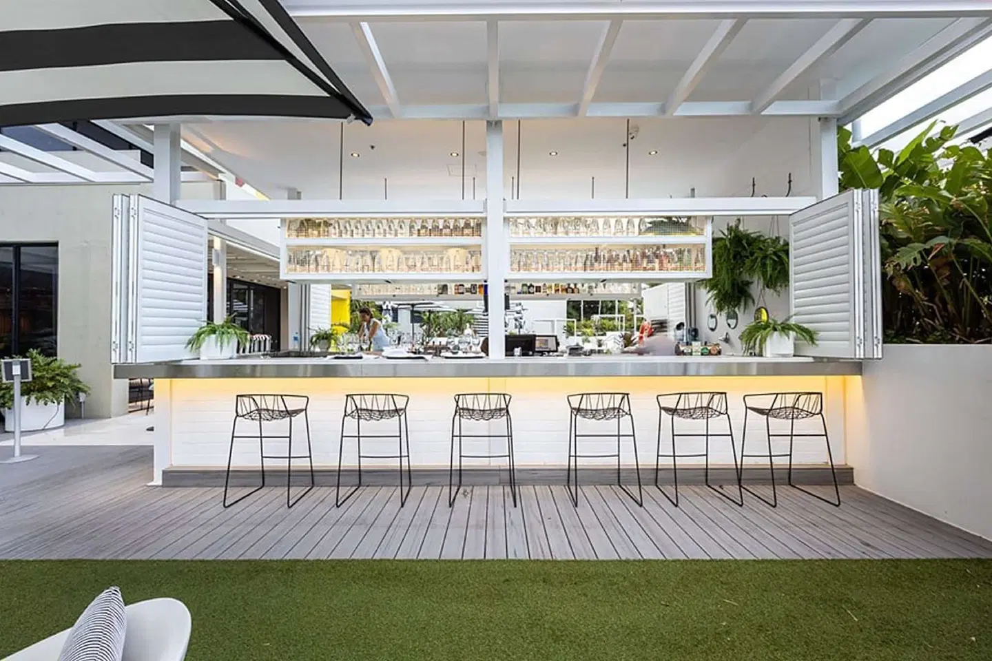QT Gold Coast Bar