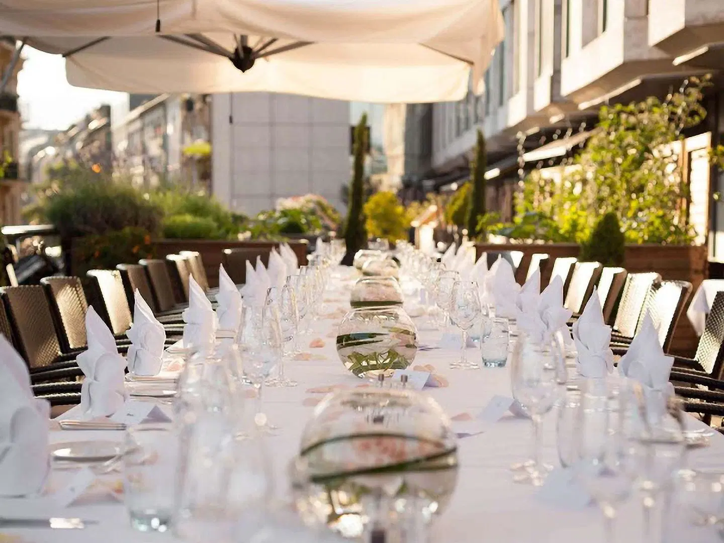 Fairmont Grand Hotel Geneva Restaurant