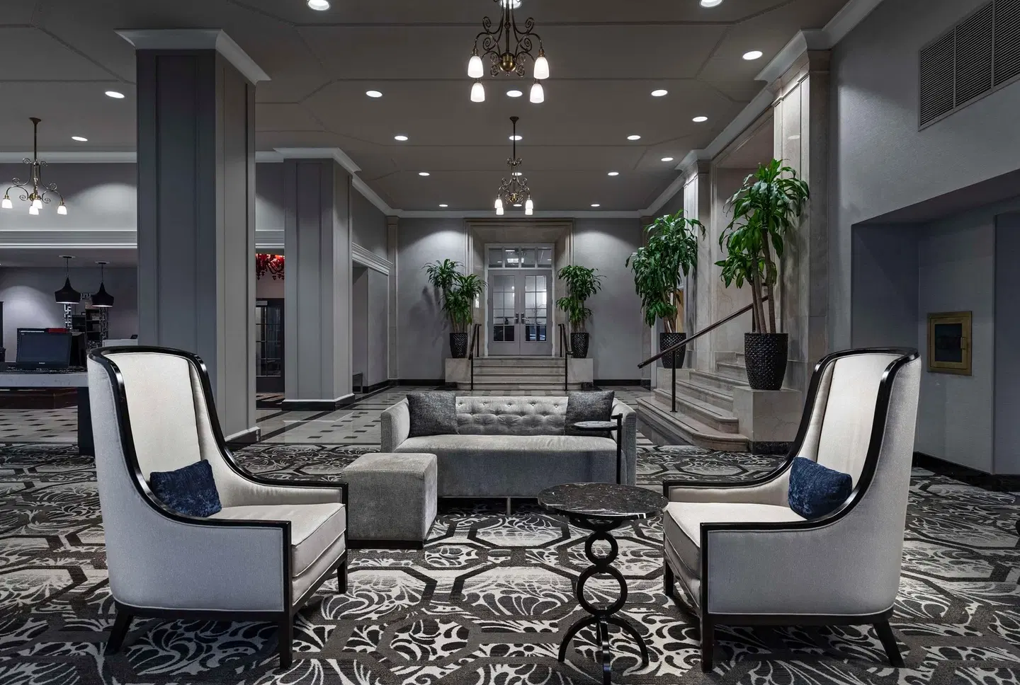 DoubleTree Suites by Hilton Detroit Downtown - Fort Shelby LOUNGE_LOBBY