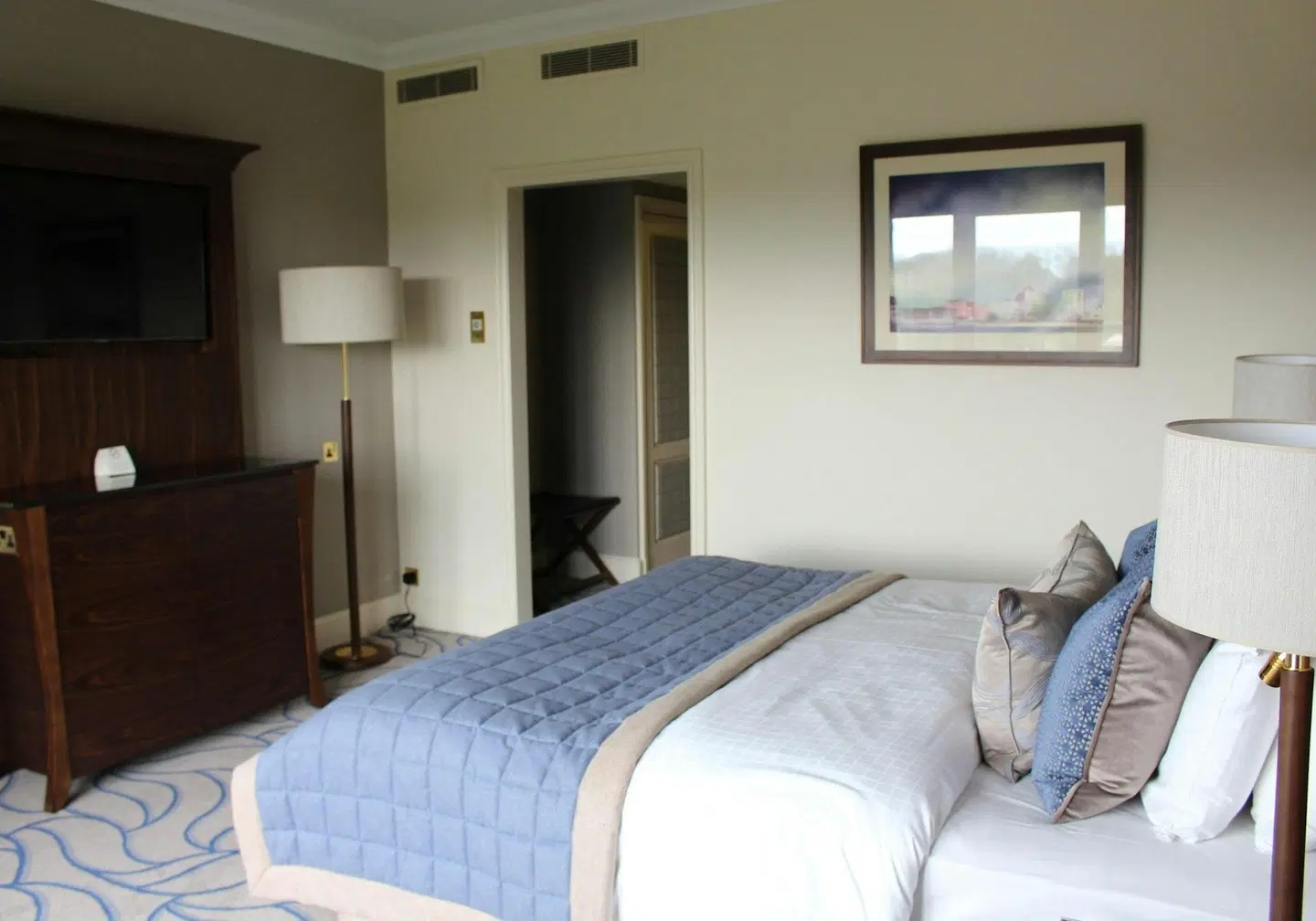 The Celtic Manor Resort ROOM_EXAMPLE