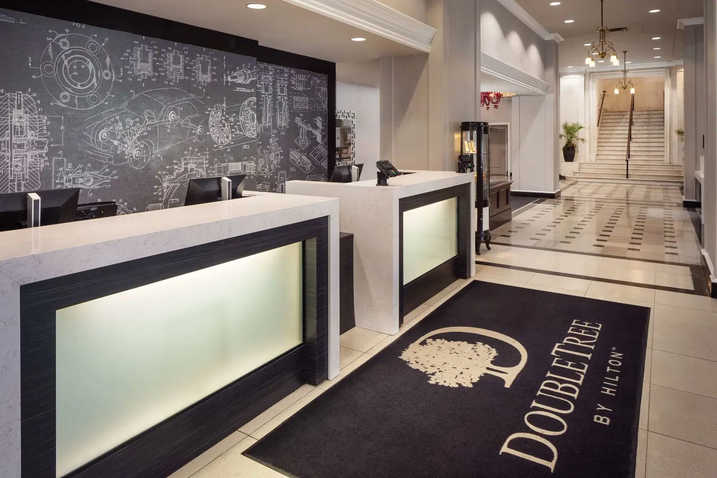 DoubleTree Suites by Hilton Detroit Downtown - Fort Shelby LOUNGE_LOBBY