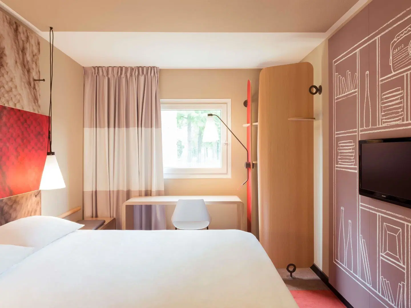 ibis Swansea ROOM_EXAMPLE