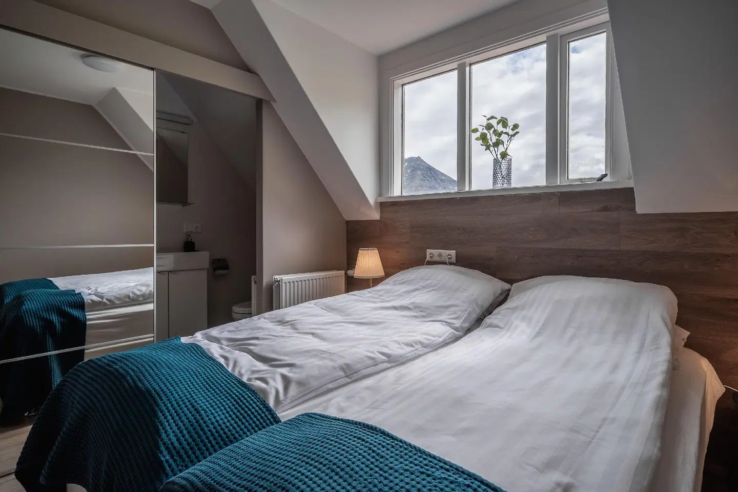 Holt Inn ROOM_EXAMPLE