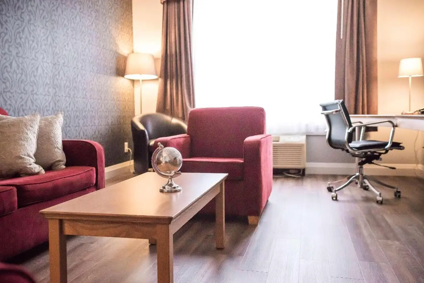 Cambridge Hotel and Conference Centre ROOM_EXAMPLE