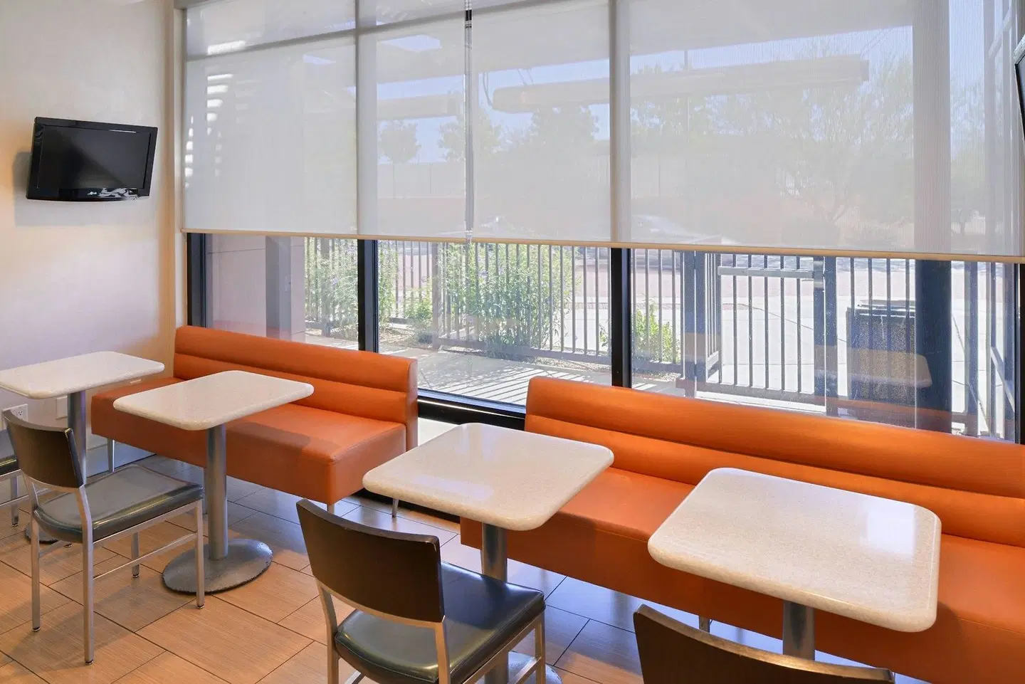 SpringHill Suites by Marriott Kingman Route 66 Bar