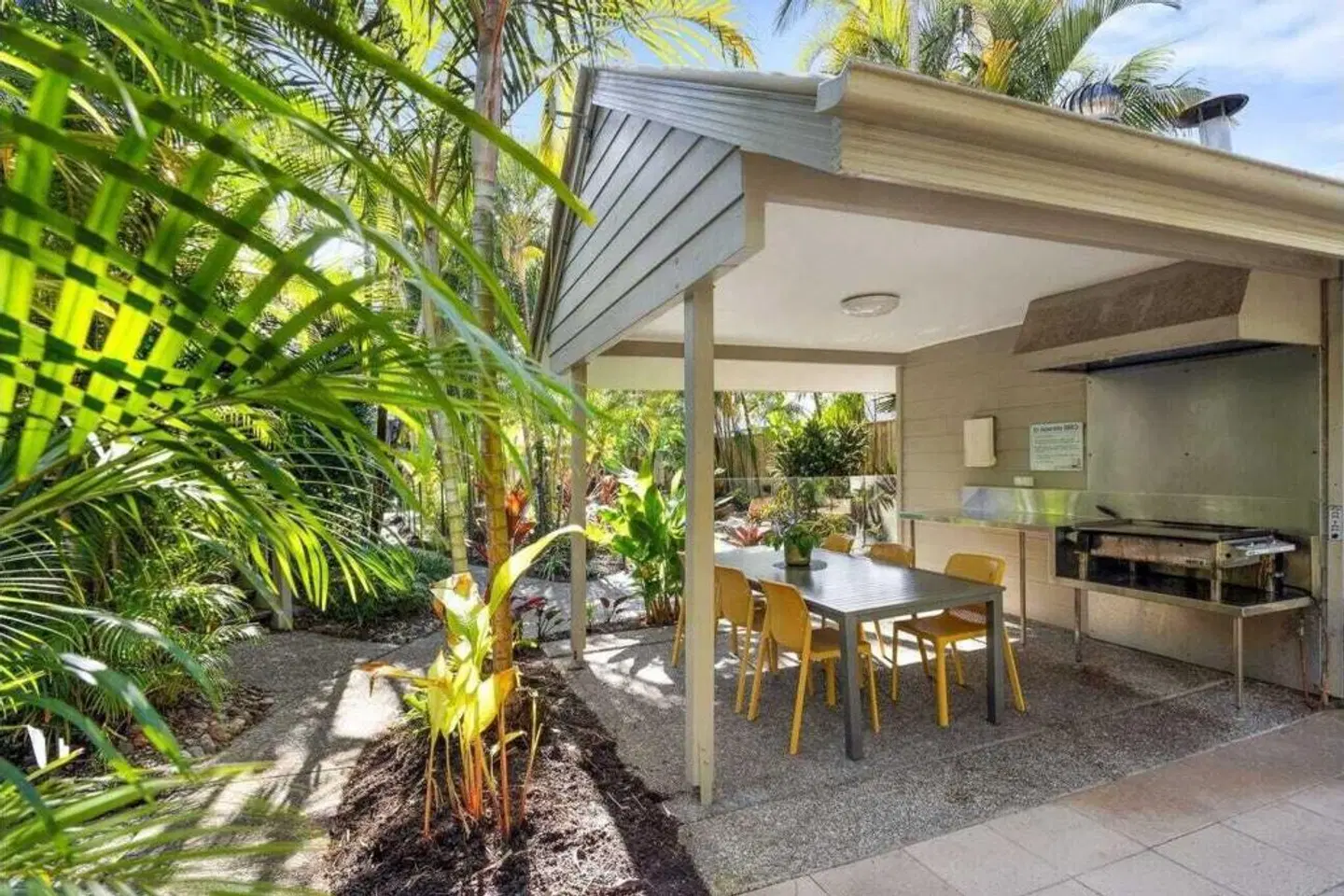 Noosa Outrigger Beach Resort Terrasse
