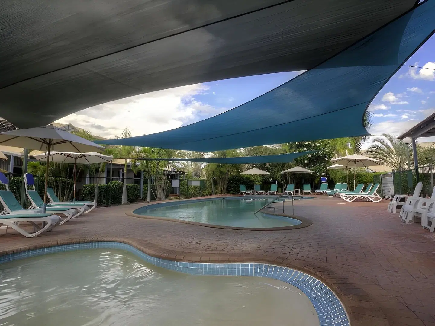 Broome Beach Resort Hallenbad