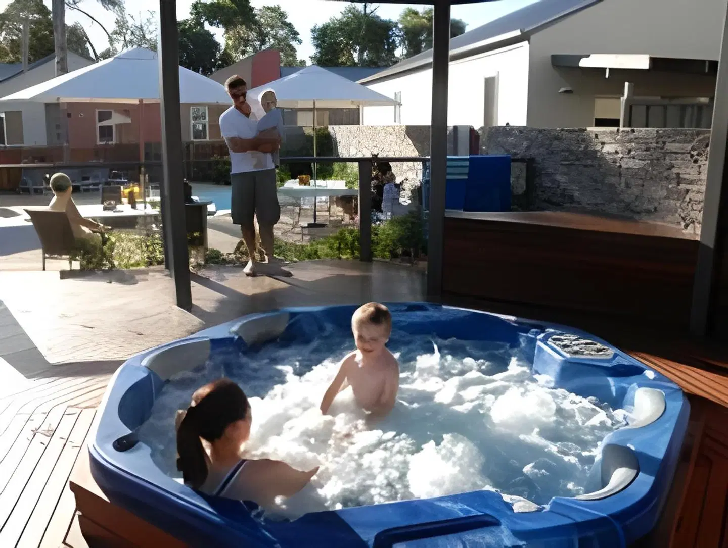 The Lakes Apartments HEALTH_BEAUTY