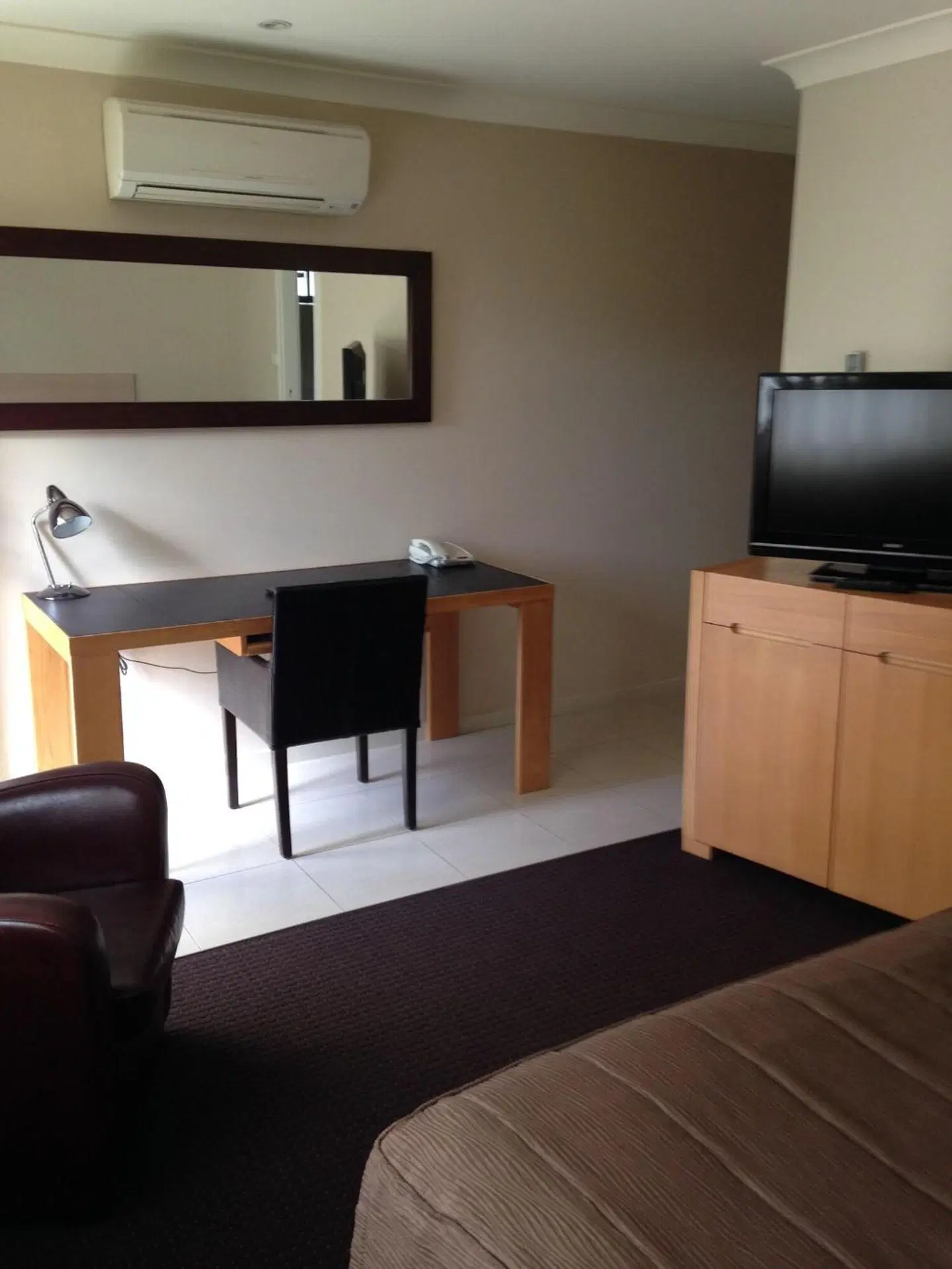 Francis Phillip Motor Inn and The Lodge ROOM_EXAMPLE