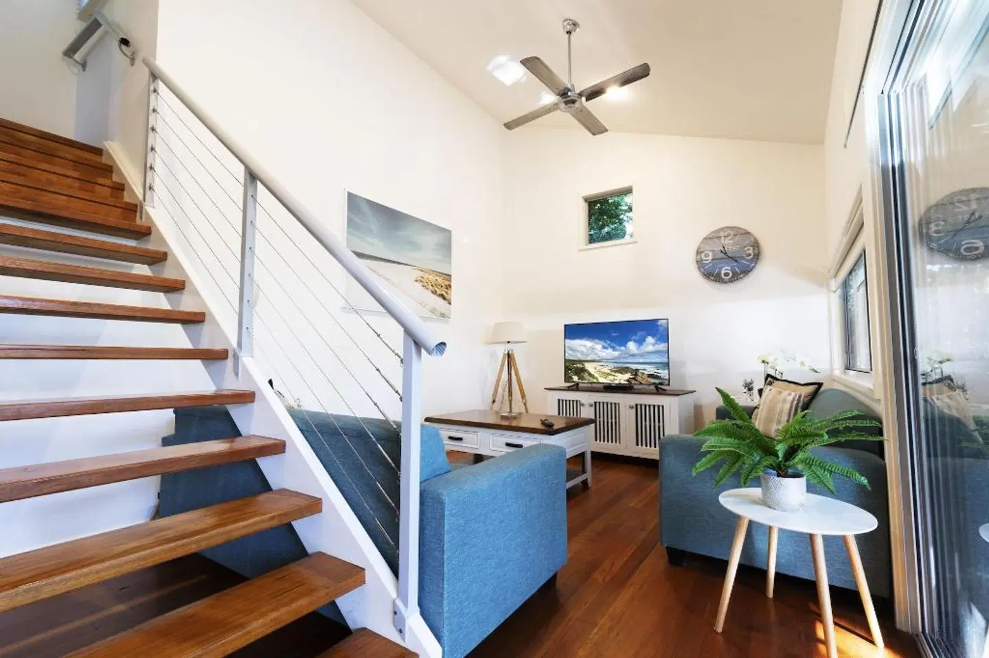 Mobys Beachside Retreat ROOM_EXAMPLE