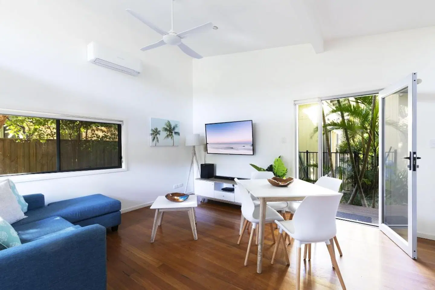 Mobys Beachside Retreat ROOM_EXAMPLE