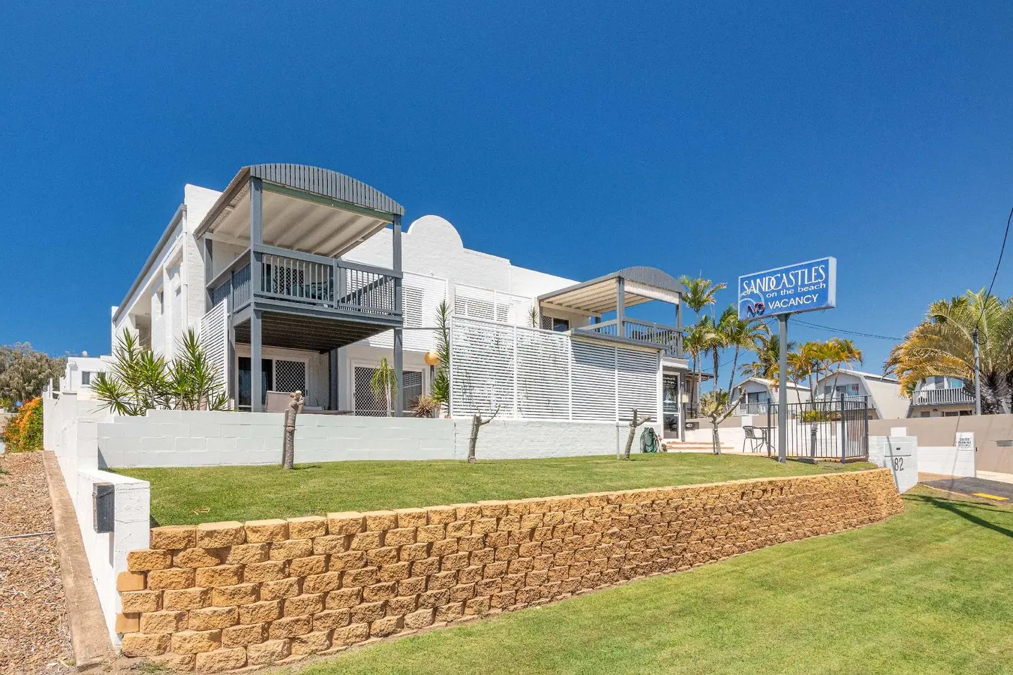 Sandcastles on the Beach Bargara EXTERIOR