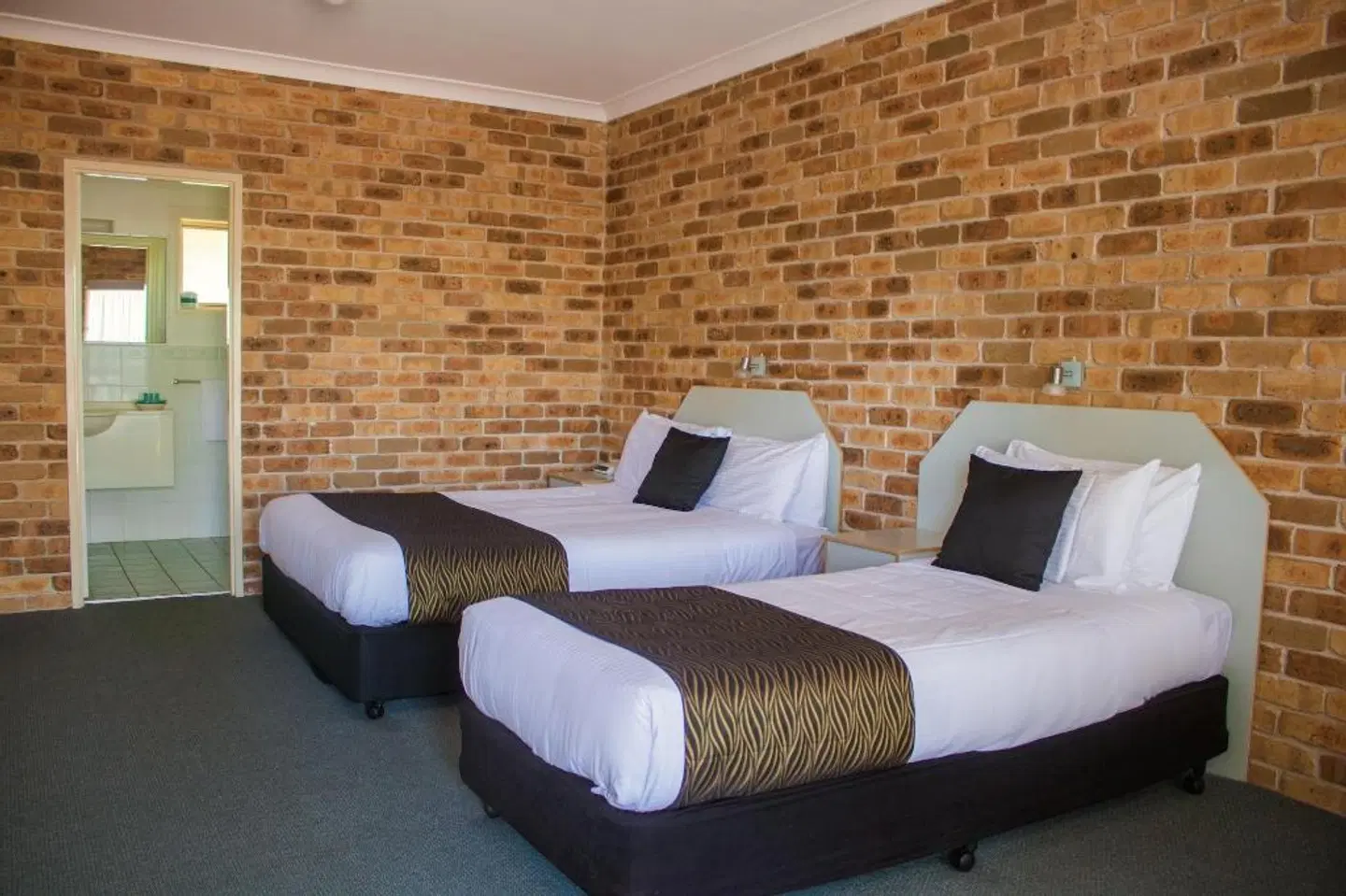 Golf Club Motor Inn Wingham HEALTH_BEAUTY