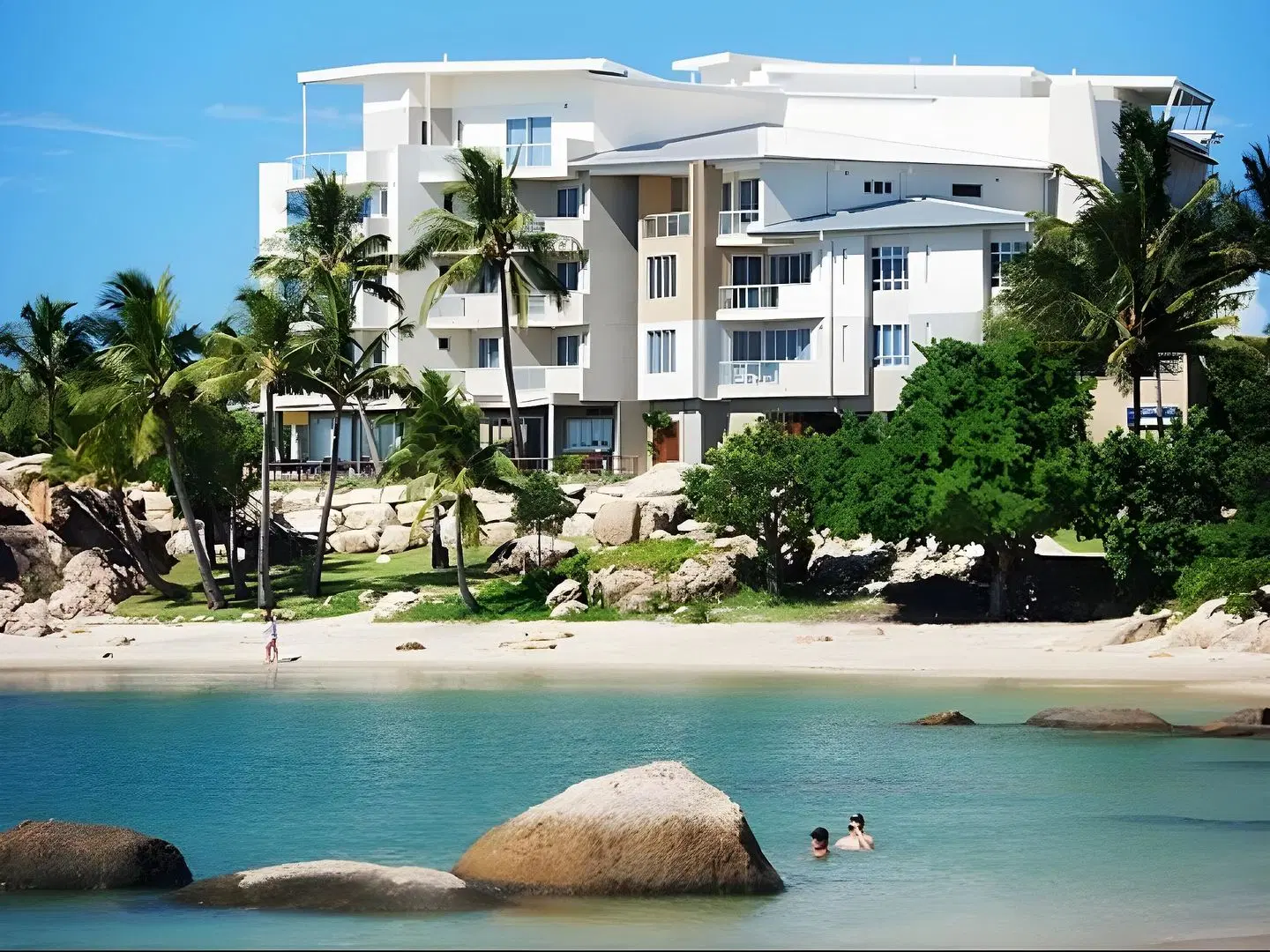 Coral Cove Apartments - Bowen EXTERIOR