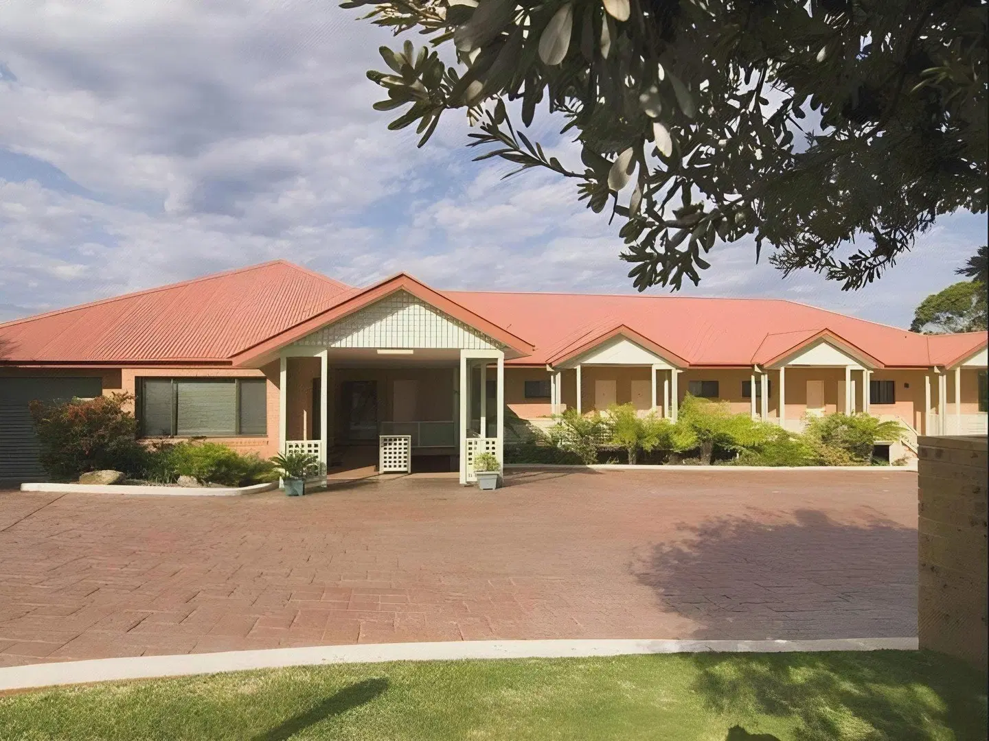 Mollymook Seascape Motel and Apartments - Adults Only EXTERIOR