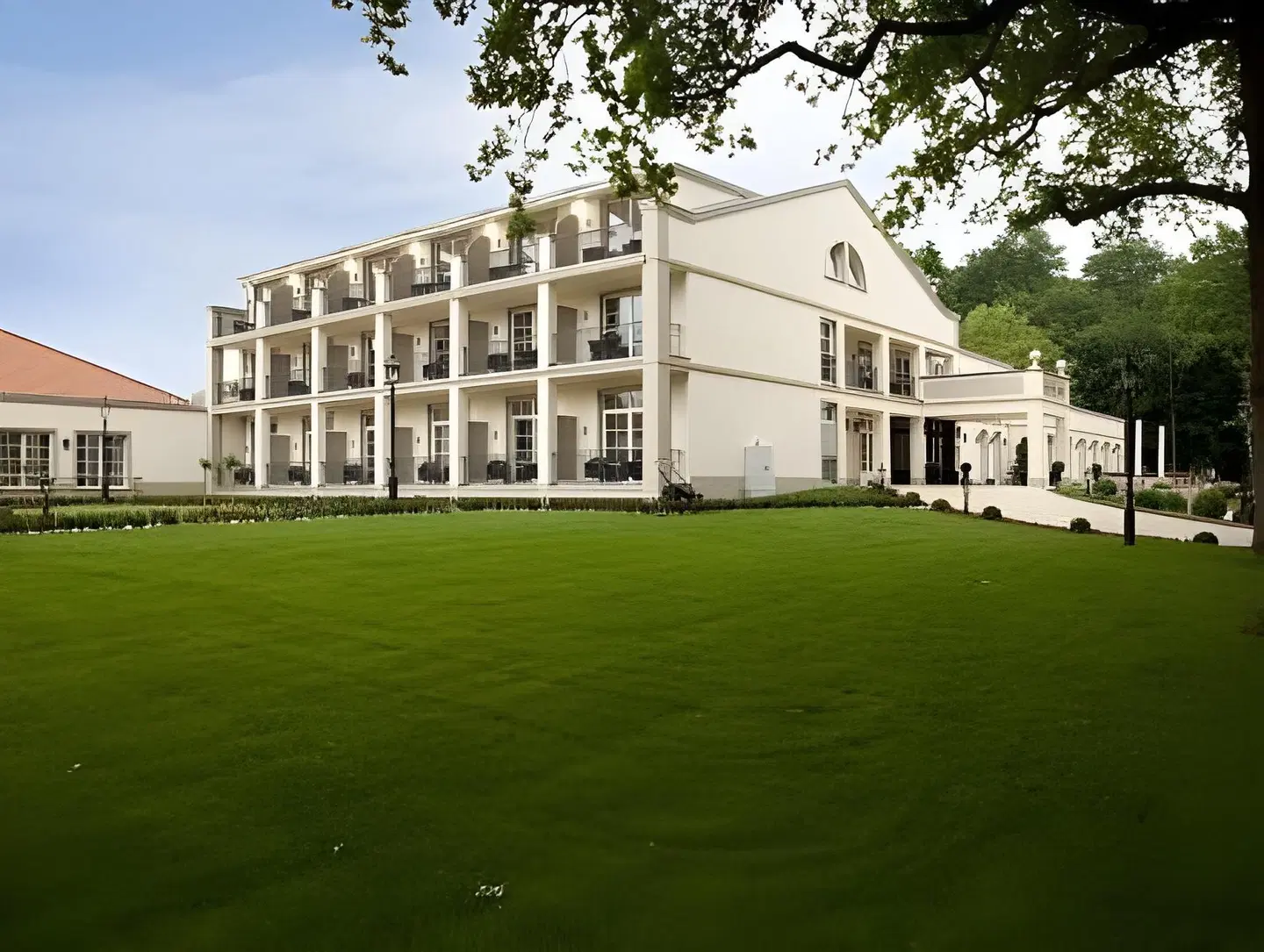 Parkhotel Surenburg EXTERIOR