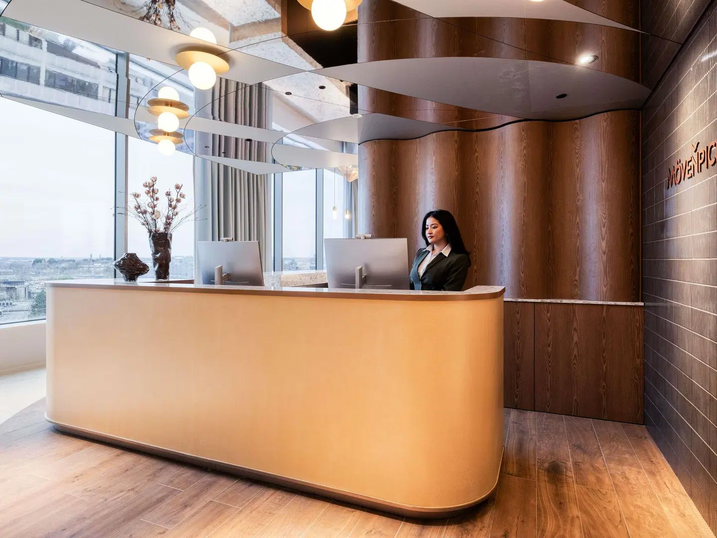 Mövenpick Brussels Airport LOUNGE_LOBBY