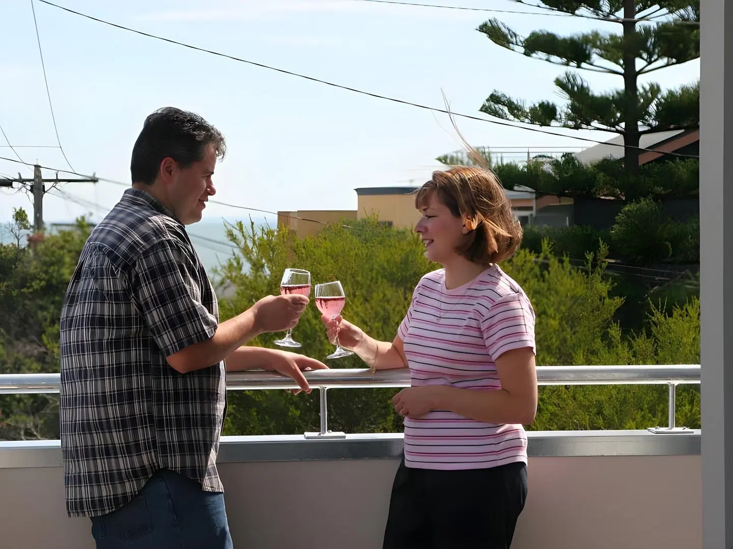 Beachside Apartments Bonbeach PEOPLE