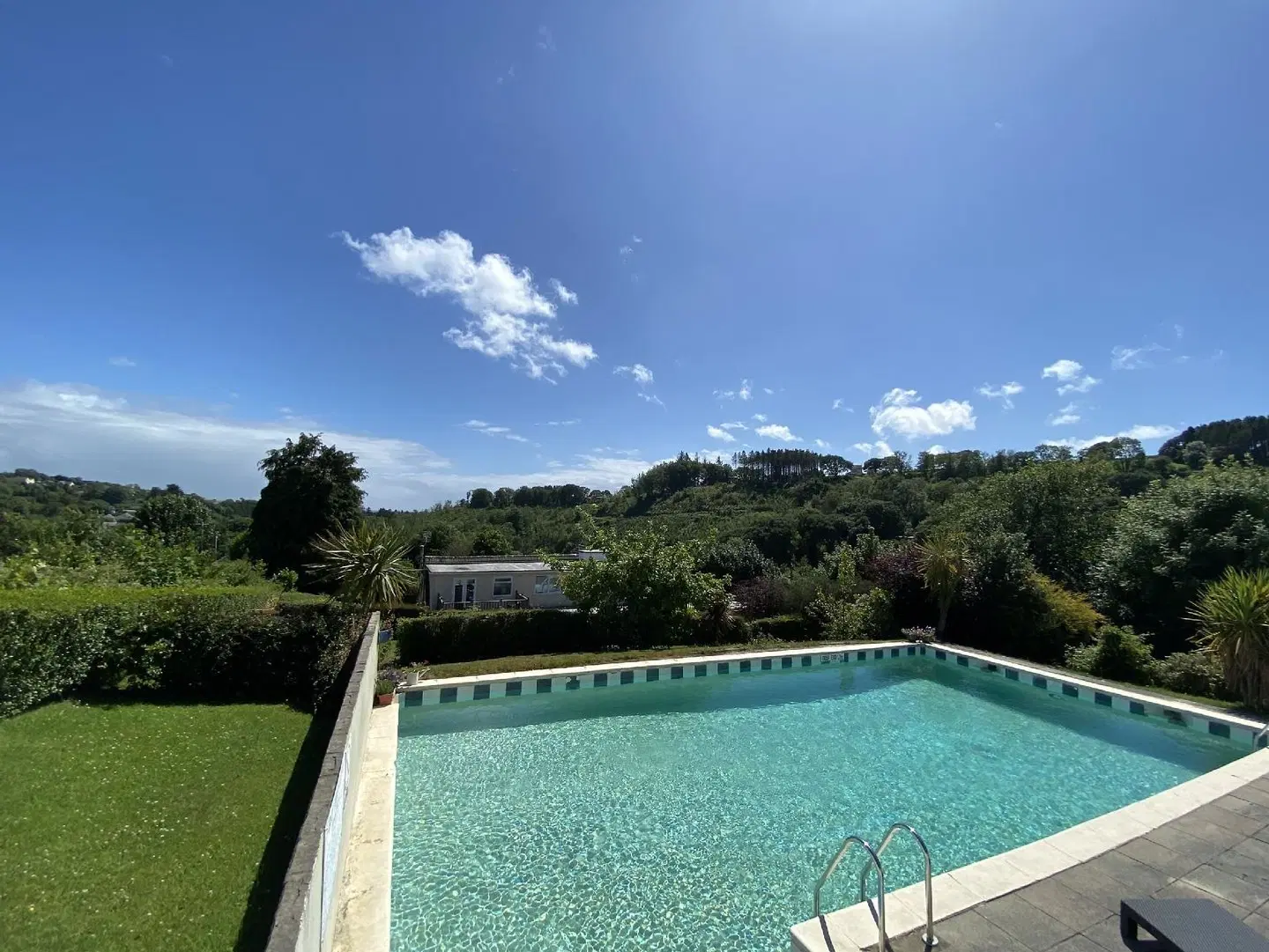 Bay View Hotel OUTDOOR_POOL