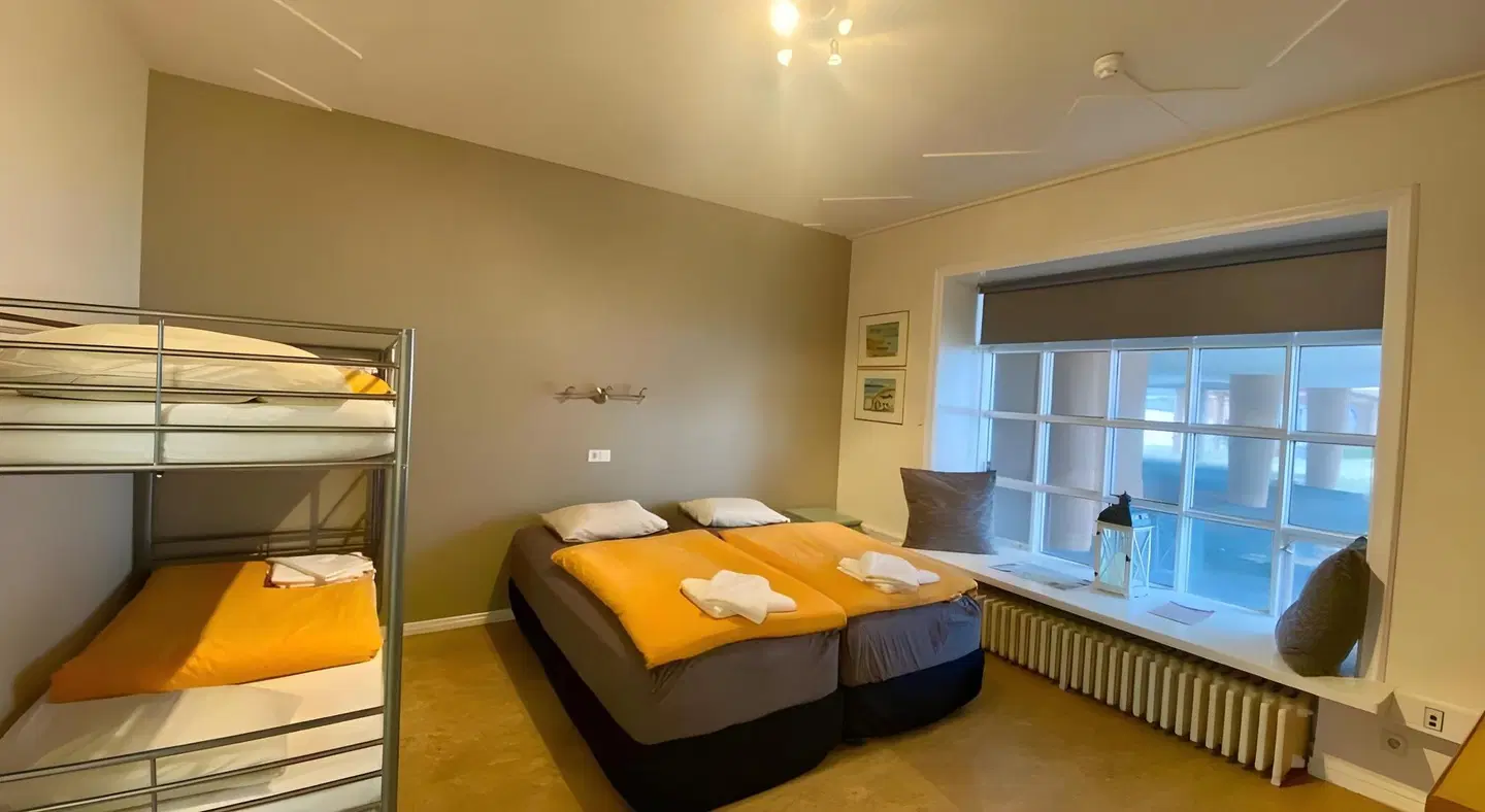 B47 ROOM_EXAMPLE