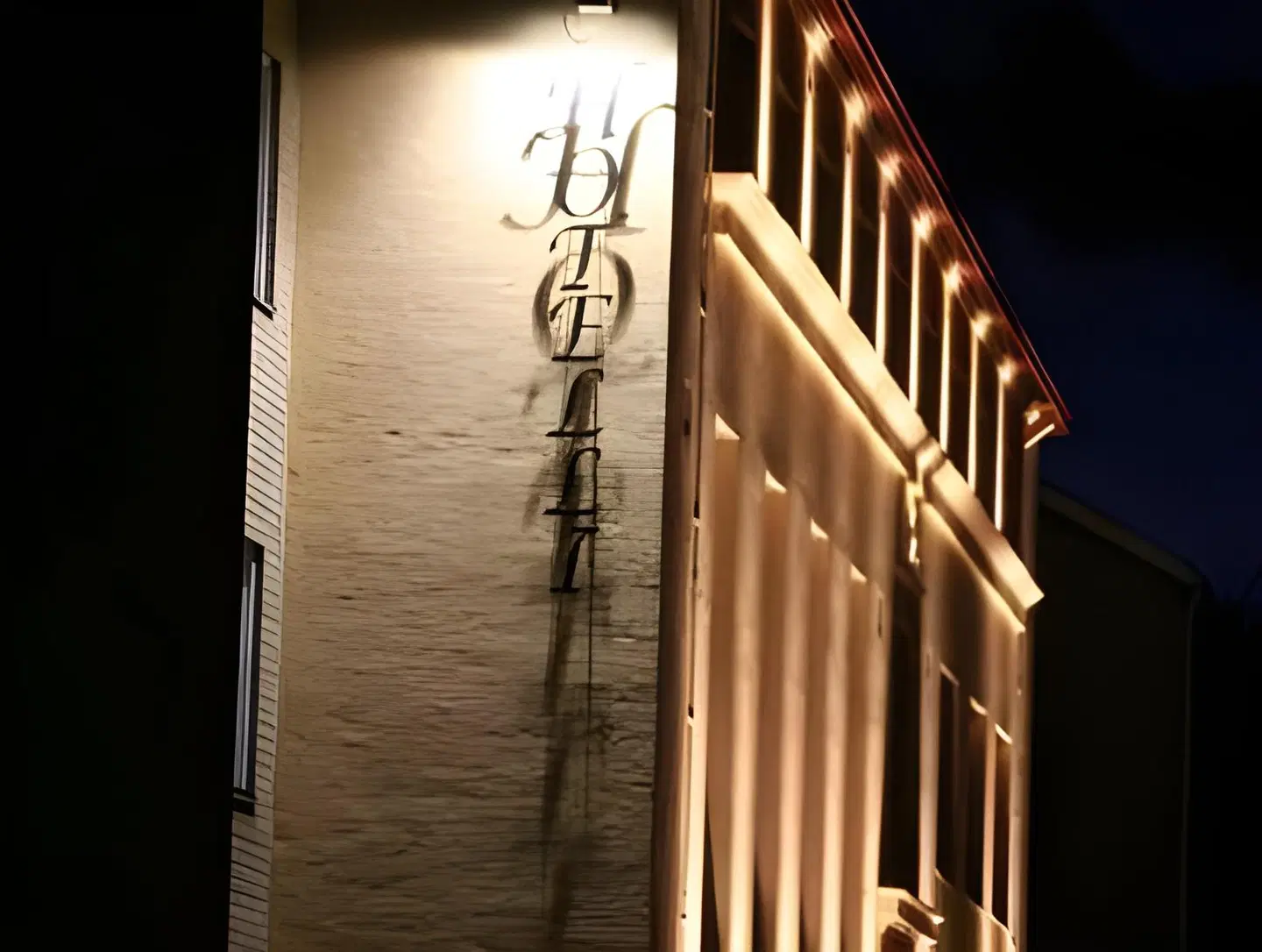 Family Hotel Hospitz EXTERIOR