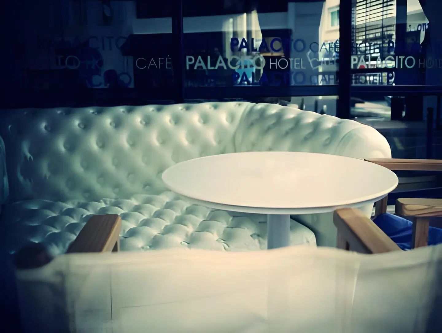Hôtel Cosmopolitain LOUNGE_LOBBY