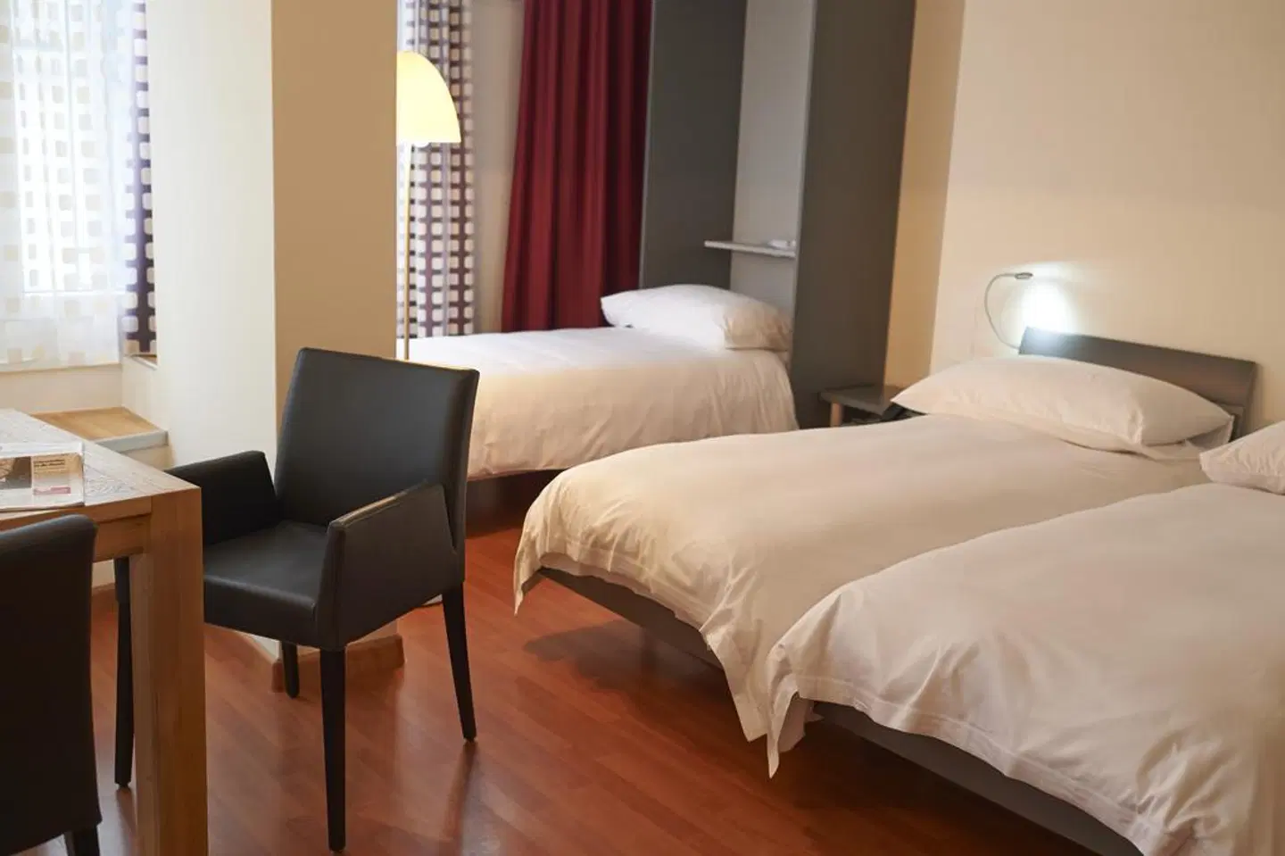 Hotel du Commerce ROOM_EXAMPLE