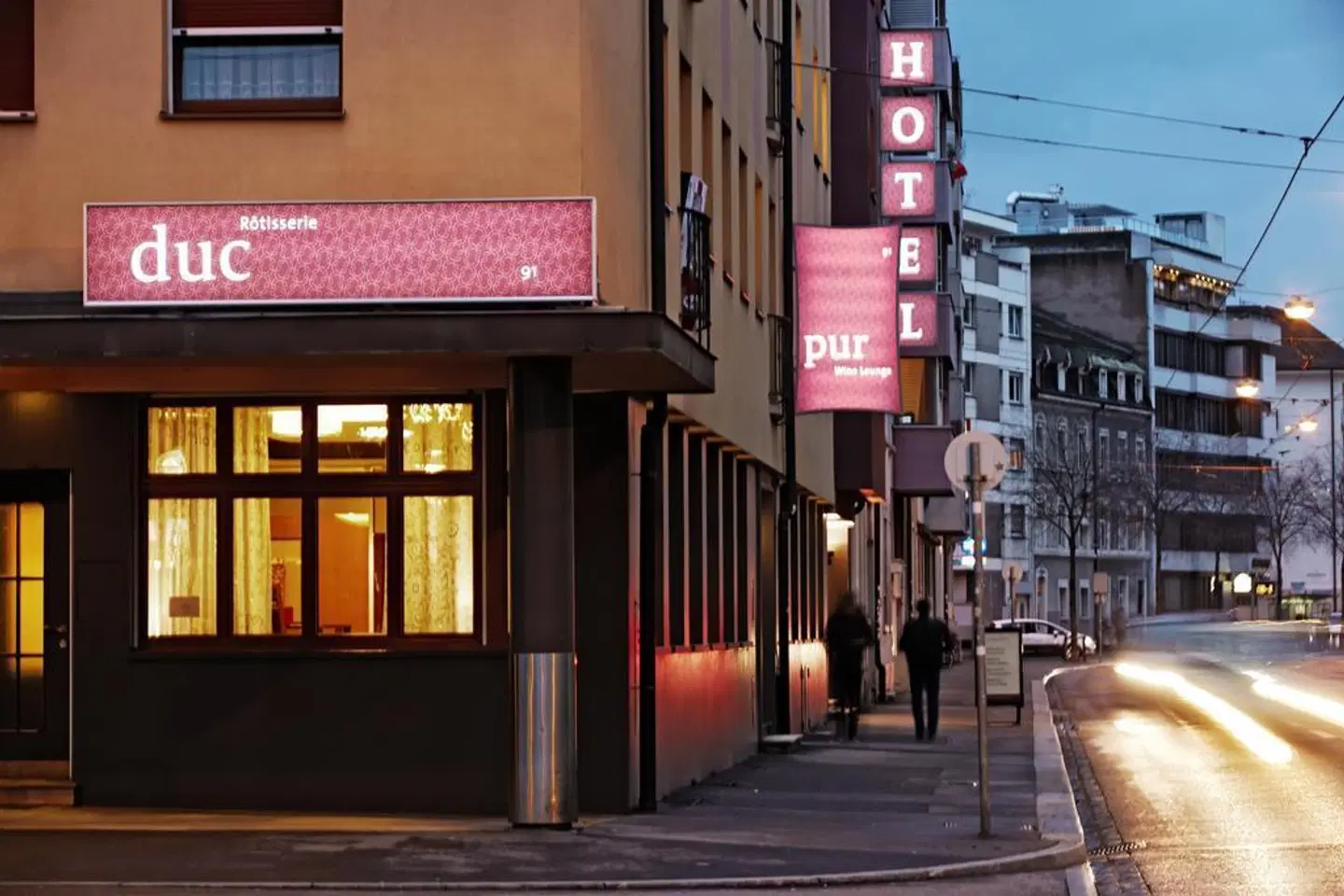 Hotel du Commerce EXTERIOR