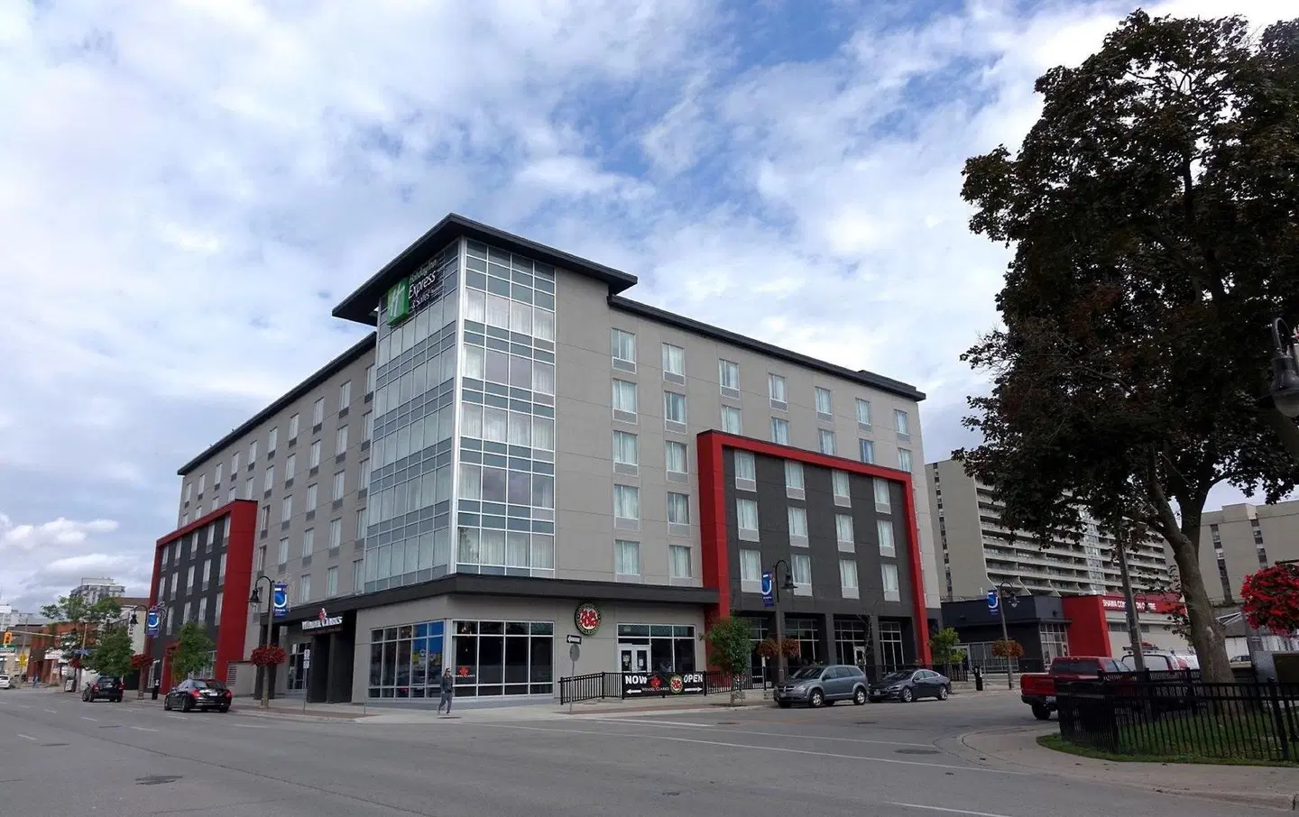 Holiday Inn Express & Suites Oshawa Downtown - Toronto Area by IHG EXTERIOR