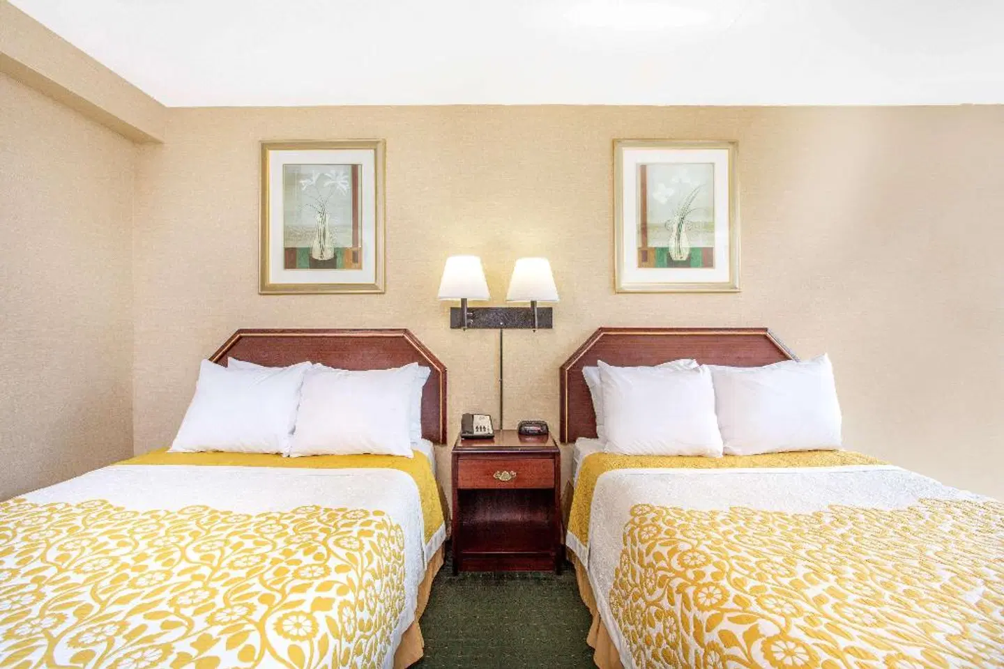 Days Inn by Wyndham College Park ROOM_EXAMPLE