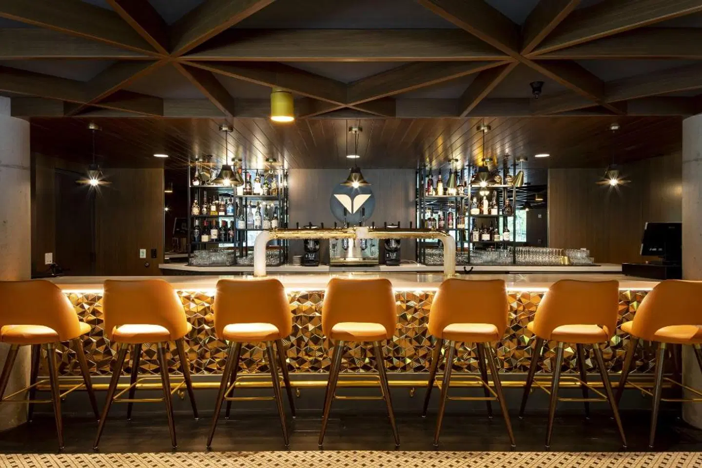 The Cliff Lodge and Spa Bar